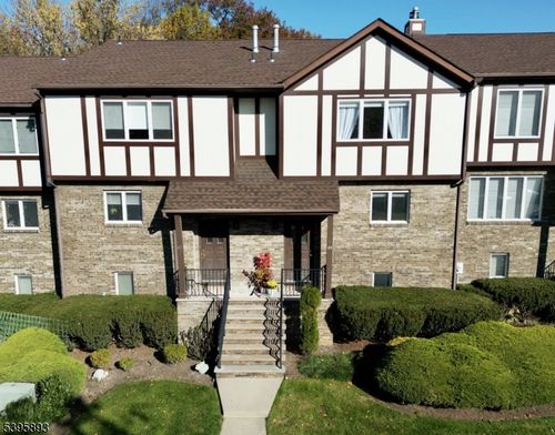 44 Canterbury Ln, New Milford, NJ, 07646-3260 | Card Image