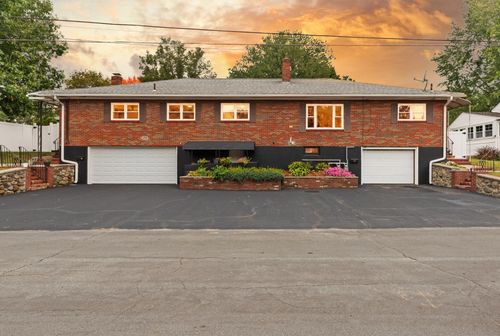37-35-37 Buco Ave, Methuen, MA, 01844-5911 | Card Image