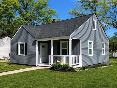 400 5th St, Blackstone, VA, 23824-2024 | Card Image