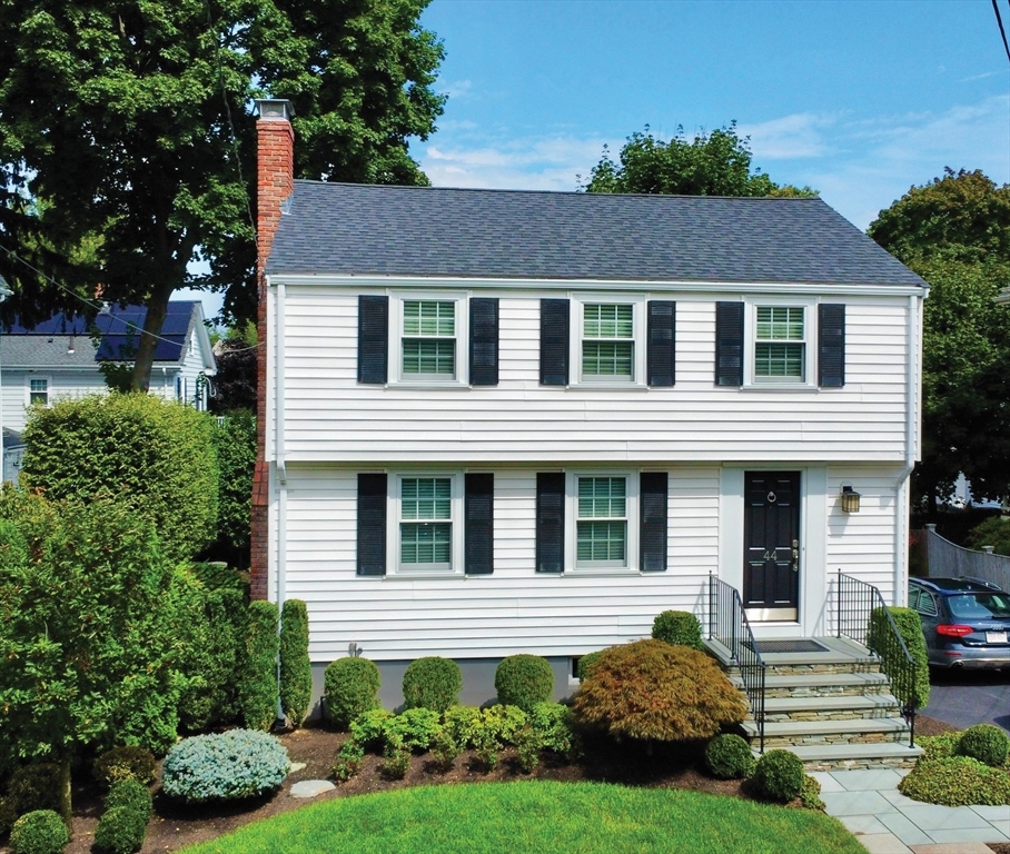 Huntington Rd, Milton, MA 02186