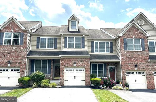 938 Dutch Dr, East Norriton, PA, 19403-3909 | Card Image