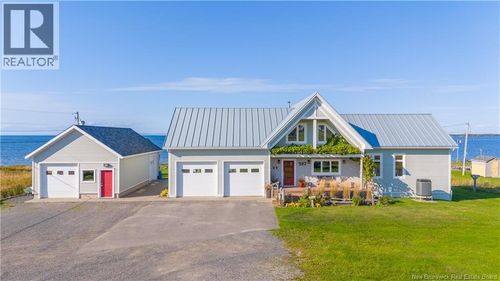 287 Rue De L'Ile, Caraquet, NB, E1W1B5 | Card Image