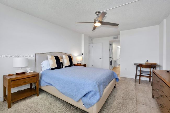 APT-1009 - 177 Ocean Lane Dr, Condo with 2 bedrooms, 2 bathrooms and null parking in Key Biscayne FL | Image 18