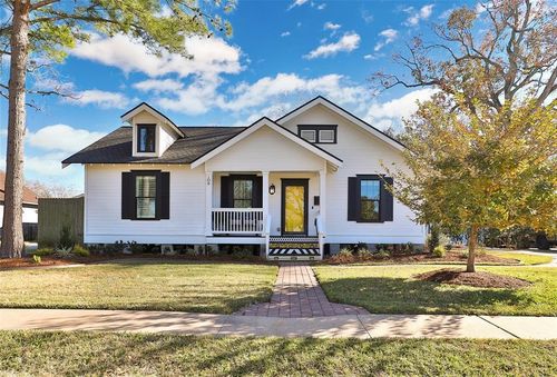 106 Lakeview Dr, Sugar Land, TX, 77498-3006 | Card Image