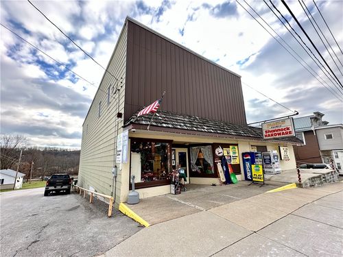 634 W Main St, Rural Valley Boro, PA, 16249 | Card Image