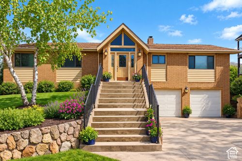 685 Chelsea Dr, Bountiful, UT, 84010-4407 | Card Image