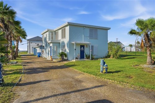 614 S Sandpiper, Ingleside, TX, 78362-4720 | Card Image