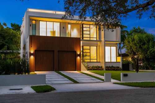 1379 Ne 104th St, Miami Shores, FL, 33138-2661 | Card Image