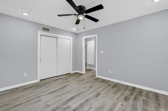 110 W Moore St, House other with 2 bedrooms, 2 bathrooms and null parking in Sherman TX | Image 17