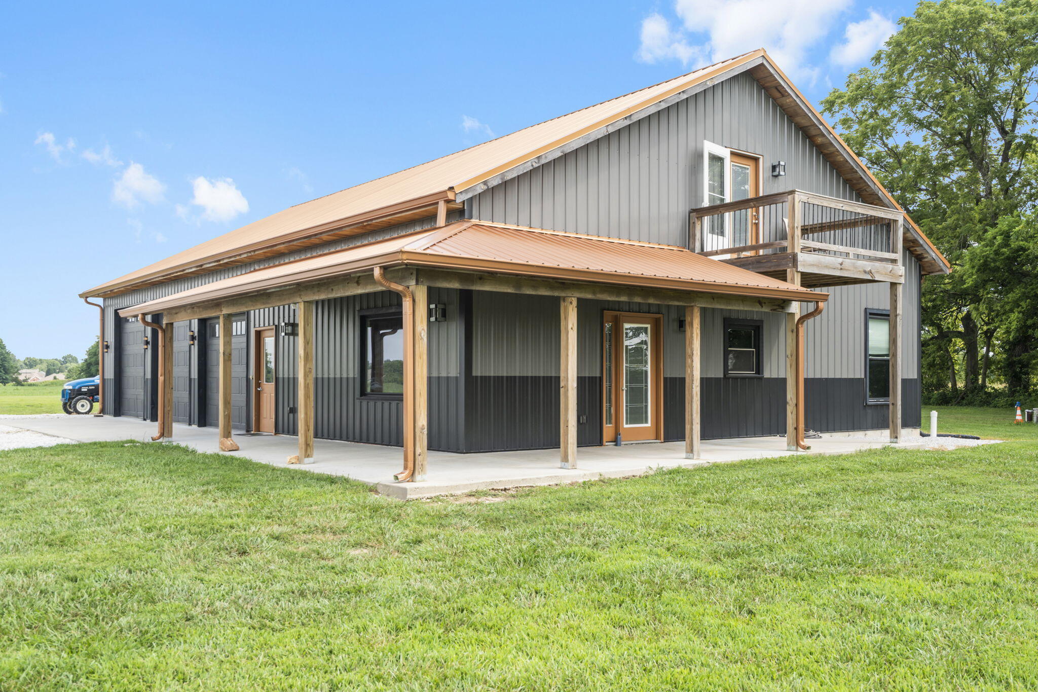 Farm Road 194 , Republic, MO 65738