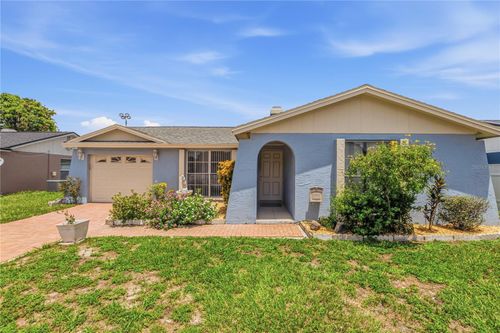9704 Shalimar Ct, TAMPA, FL, 33615-1936 | Card Image