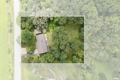 8528 101st St W, Andalusia, IL, 61232-9416 | Card Image