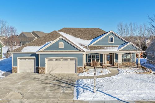 1524 Mohican Trail, Waukesha, WI, 53189 | Card Image