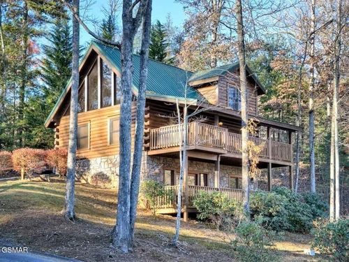 749 Yona Trail Way, Gatlinburg, TN, 37738 | Card Image
