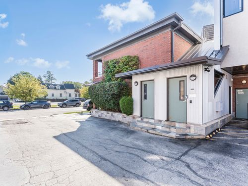 5-1601 Simpson St, Evanston, IL, 60201-3025 | Card Image