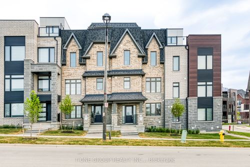 111 Yorkton Blvd, Markham, ON, L6C3L7 | Card Image