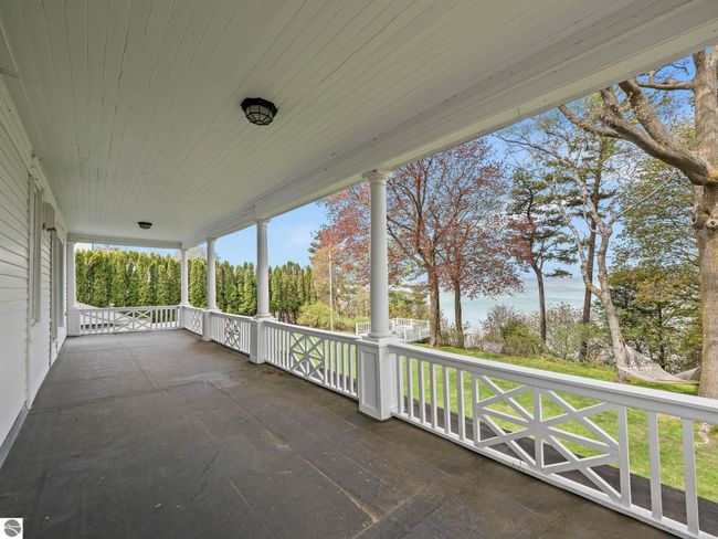 431 Michigan Ave, House other with 10 bedrooms, 7 bathrooms and null parking in Charlevoix MI | Image 61