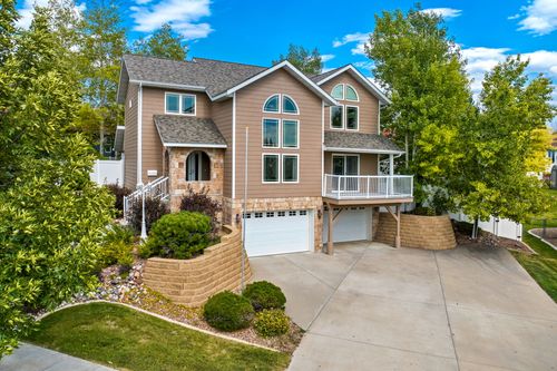 1621 38th St S, Great Falls, MT, 59405-5570 | Card Image