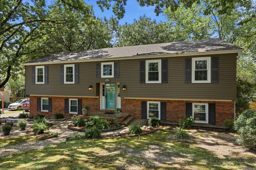 10725 Crestdale Ln, Little Rock, AR, 72212-3623 | Card Image