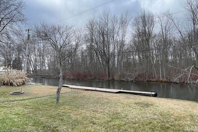 11393 Ne Wawasee Dr, House other with 3 bedrooms, 2 bathrooms and null parking in Syracuse IN | Image 4