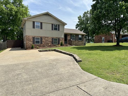 106 Overlook Dr, Hendersonville, TN, 37075-2237 | Card Image