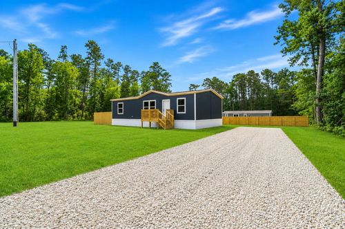 226 Broken Br, Livingston, TX, 77351-0981 | Card Image