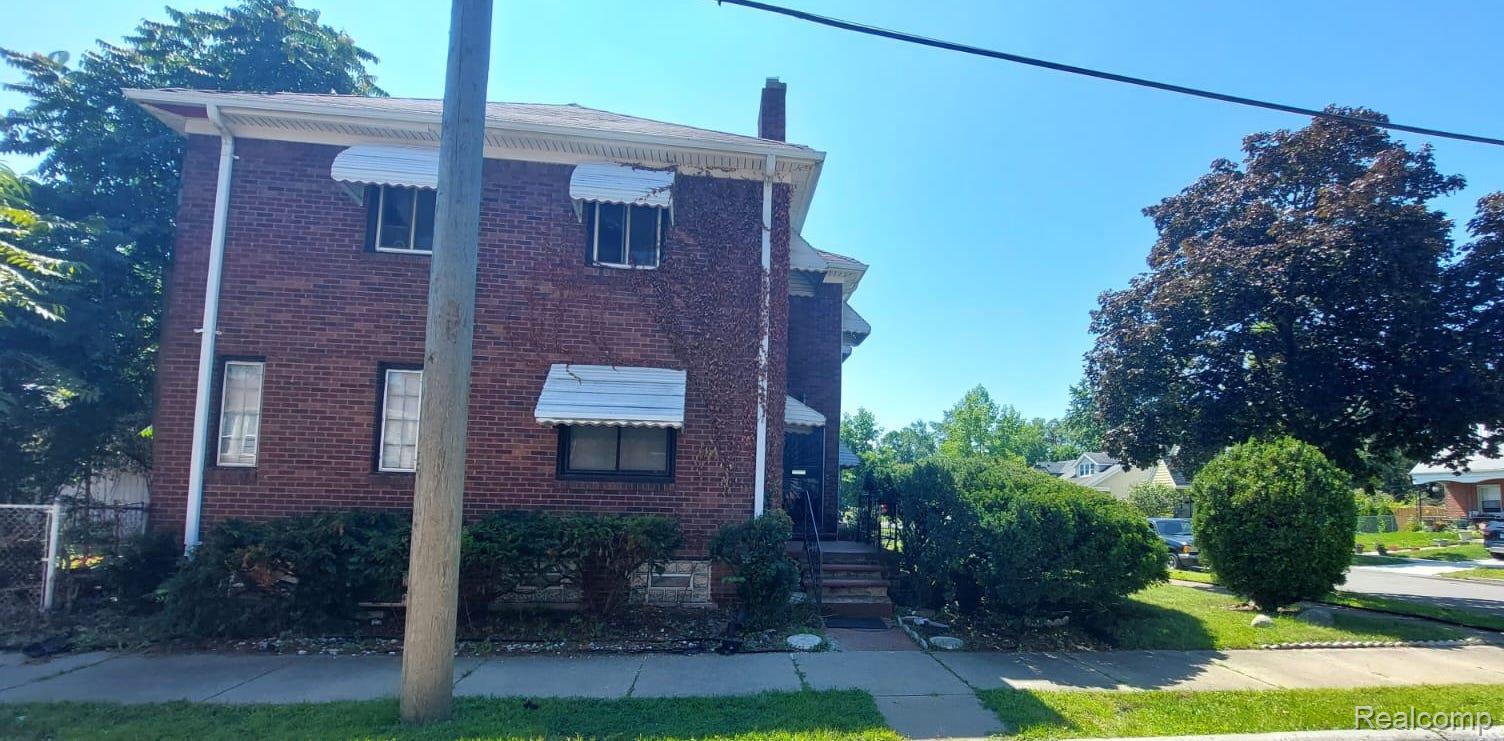Residential in Detroit 3