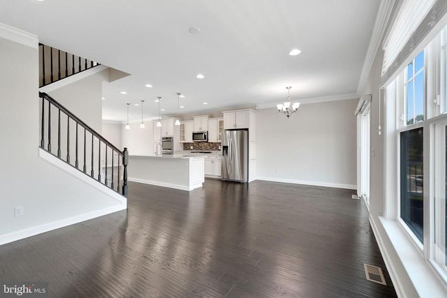 42510 Oak Park Sq, Townhouse with 3 bedrooms, 4 bathrooms and null parking in ASHBURN VA | Image 6