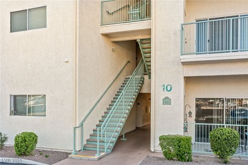 apt-2076-3550 Bay Sands Dr, Laughlin, NV, 89029-1325 | Card Image