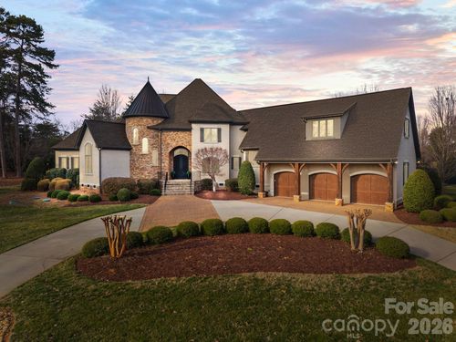 252 Milford Cir, Mooresville, NC, 28117-7001 | Card Image
