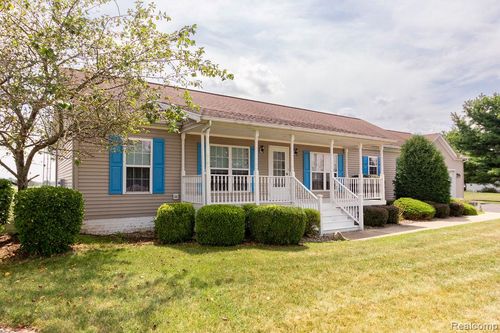 3031 Planeview Dr, Adrian, MI, 49221-8802 | Card Image