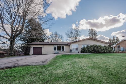 2509 Oakland Ave, Indiana, PA, 15701-3295 | Card Image