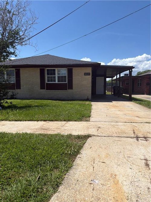 8020-8020 Gus St, New Orleans, LA, 70127-1050 | Card Image