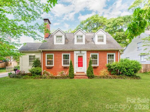 1209 Oakwood Ave, Gastonia, NC, 28052-7561 | Card Image