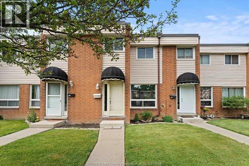 324 Fryer Street, Amherstburg, ON, N9V2L9 | Card Image
