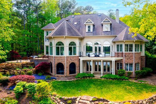 25303 Ludwell, Chapel Hill, NC, 27517-8314 | Card Image