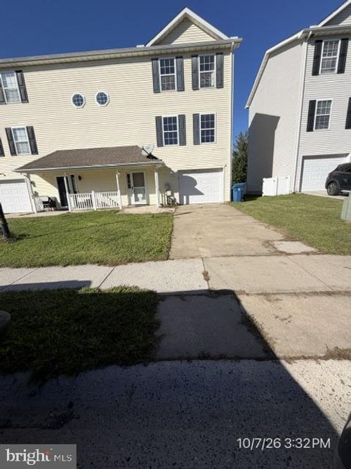 31 Downey Oak Cir, WYOMING, DE, 19934-2200 | Card Image