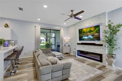 15659 Summit Place Cir, NAPLES, FL, 34119-4112 | Card Image