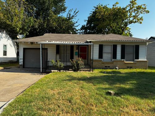 319 E Holley St, Mesquite, TX, 75149-4716 | Card Image