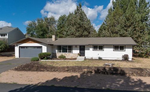 61777 Fargo Ln, Bend, OR, 97702-2457 | Card Image