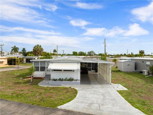 3101 Venus Ln, NORTH FORT MYERS, FL, 33903-1111 | Card Image