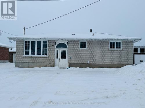 1 Brown Cres, Kapuskasing, ON, P5N2P6 | Card Image