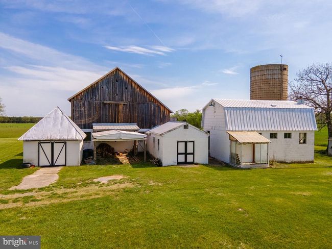 2048 Hinton Rd, House other with 2 bedrooms, 2 bathrooms and null parking in KEARNEYSVILLE WV | Image 75