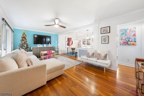 545 Livingston Rd, Linden, NJ, 07036-5801 | Card Image