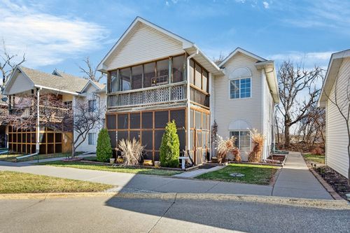 bldg-e-2461 Patricia Dr, Urbandale, IA, 50322-5208 | Card Image