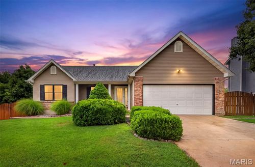 2 Moonstone Ct, O Fallon, MO, 63366-1891 | Card Image