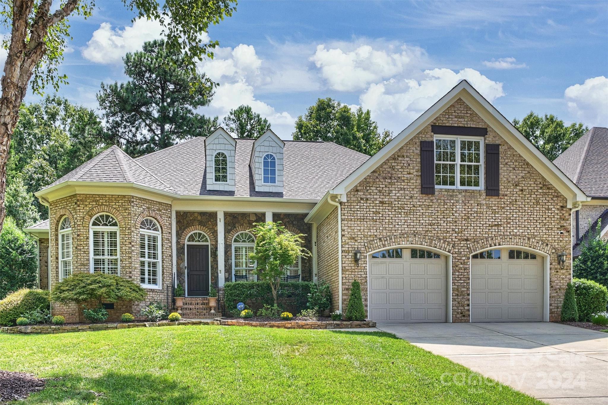 Lady Grace Ln, Charlotte, NC 28270