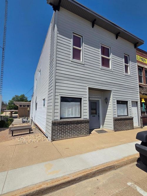 1038 Lincoln Avenue, FENNIMORE, WI, 53809 | Card Image