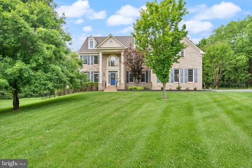 39716 Golden Springs Ct, HAMILTON, VA, 20158-3237 | Card Image