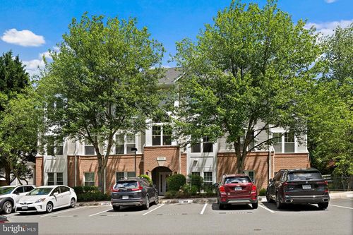 202-1519 N Point Dr, RESTON, VA, 20194-2116 | Card Image